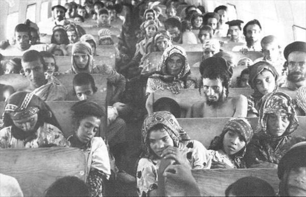 366-Йеменские евреи в самолете